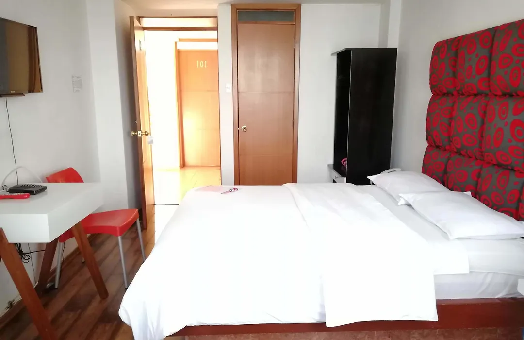 Hostal Capri-1